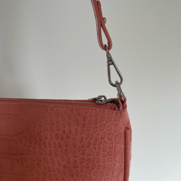 ✨BRAND NEW✨ pink/coral Y2K shoulder bag - Picture 3 of 5